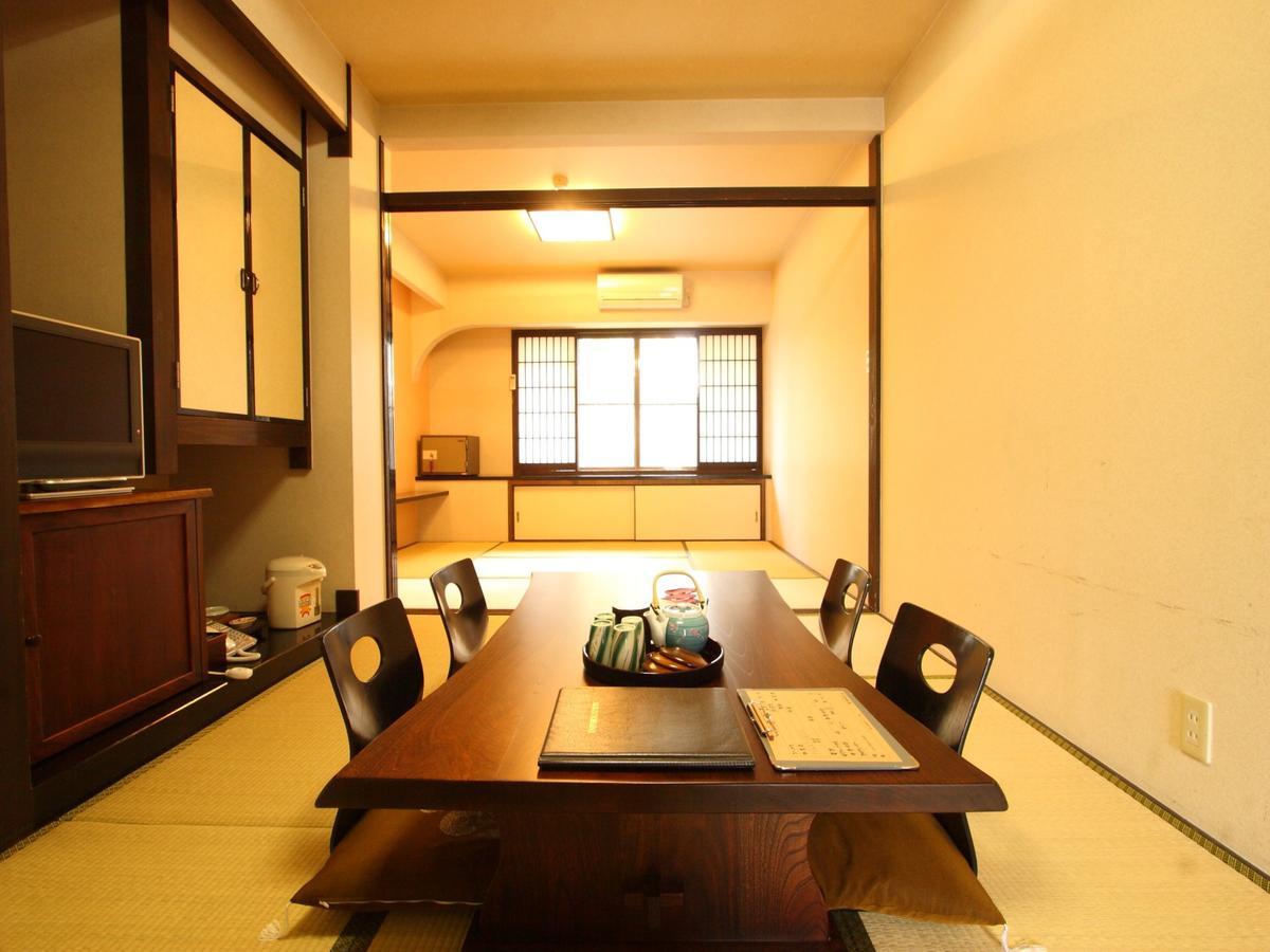 Hotel Gokuraku Onsen Takumi No Yado Takaharu Exteriér fotografie